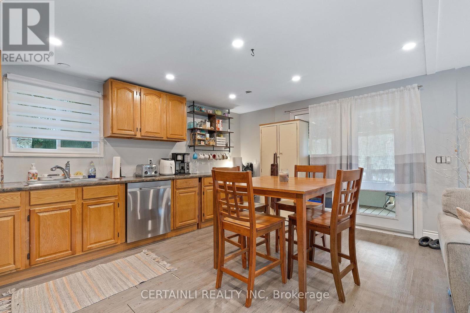 190 Ann Street, North Middlesex, Ontario  N0M 2K0 - Photo 10 - X12370536