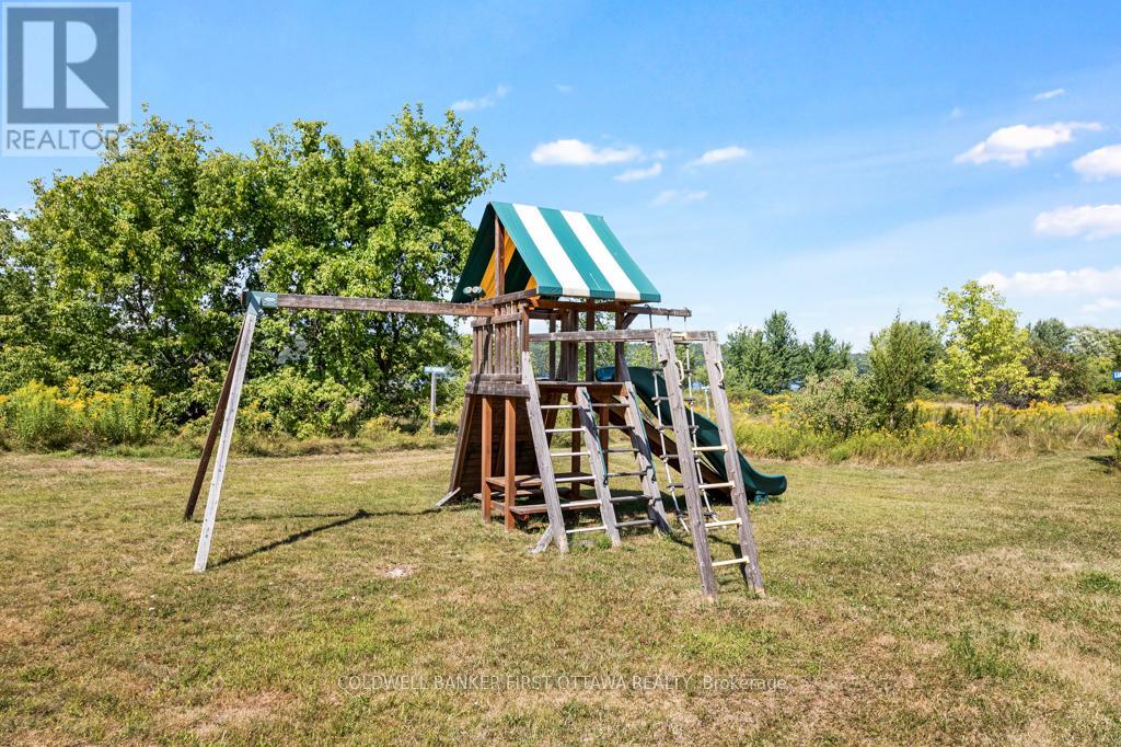 9868 County Road 42 Road, Rideau Lakes, Ontario  K0G 1X0 - Photo 36 - X12370560