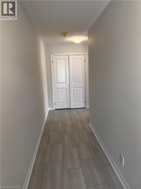 261 Woodbine Avenue Unit# F001, Kitchener, Ontario  N2R 0S7 - Photo 6 - 40764641