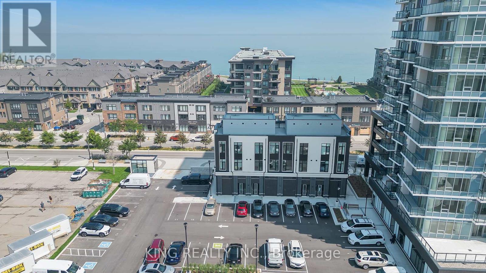 36 ANDRES COMMON, Grimsby, Ontario