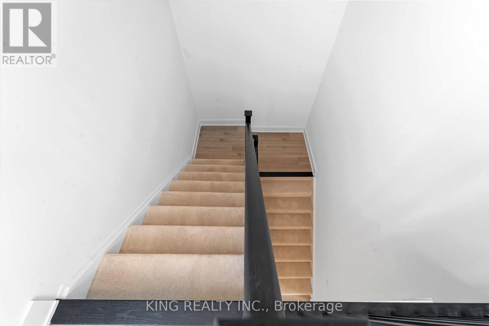 36 Andres Common, Grimsby, Ontario  L3M 0J2 - Photo 39 - X12370454