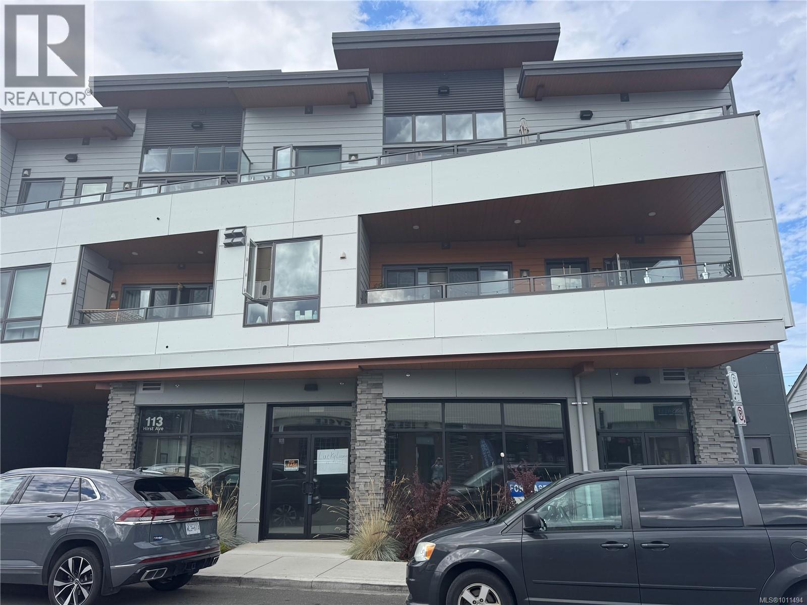 101 113 Hirst Ave E, Parksville, British Columbia