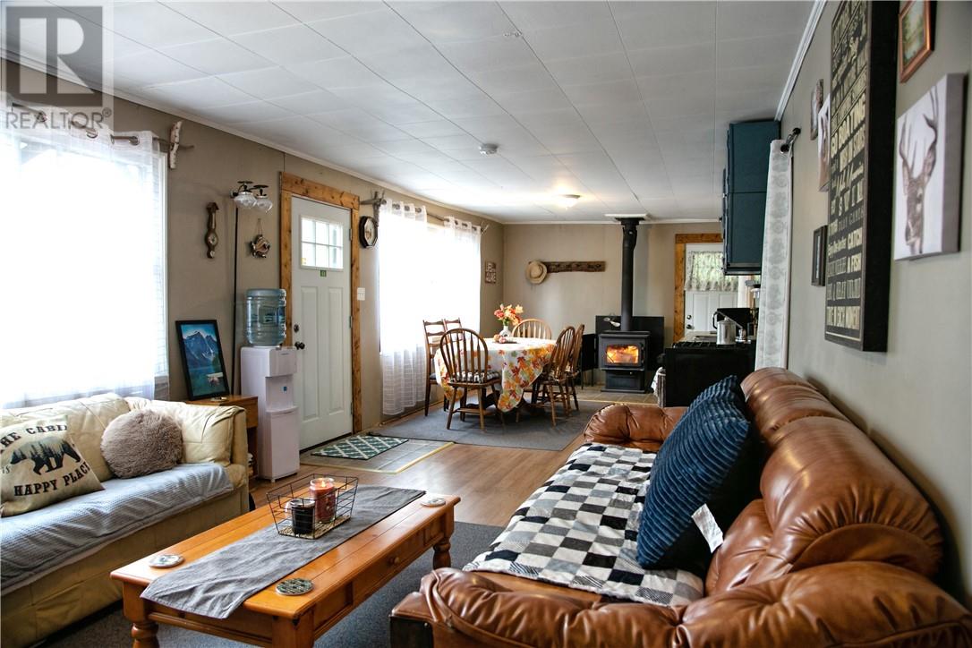 240 Capreol Lake Rd, Capreol, Ontario  P0M 1H0 - Photo 13 - 2124373