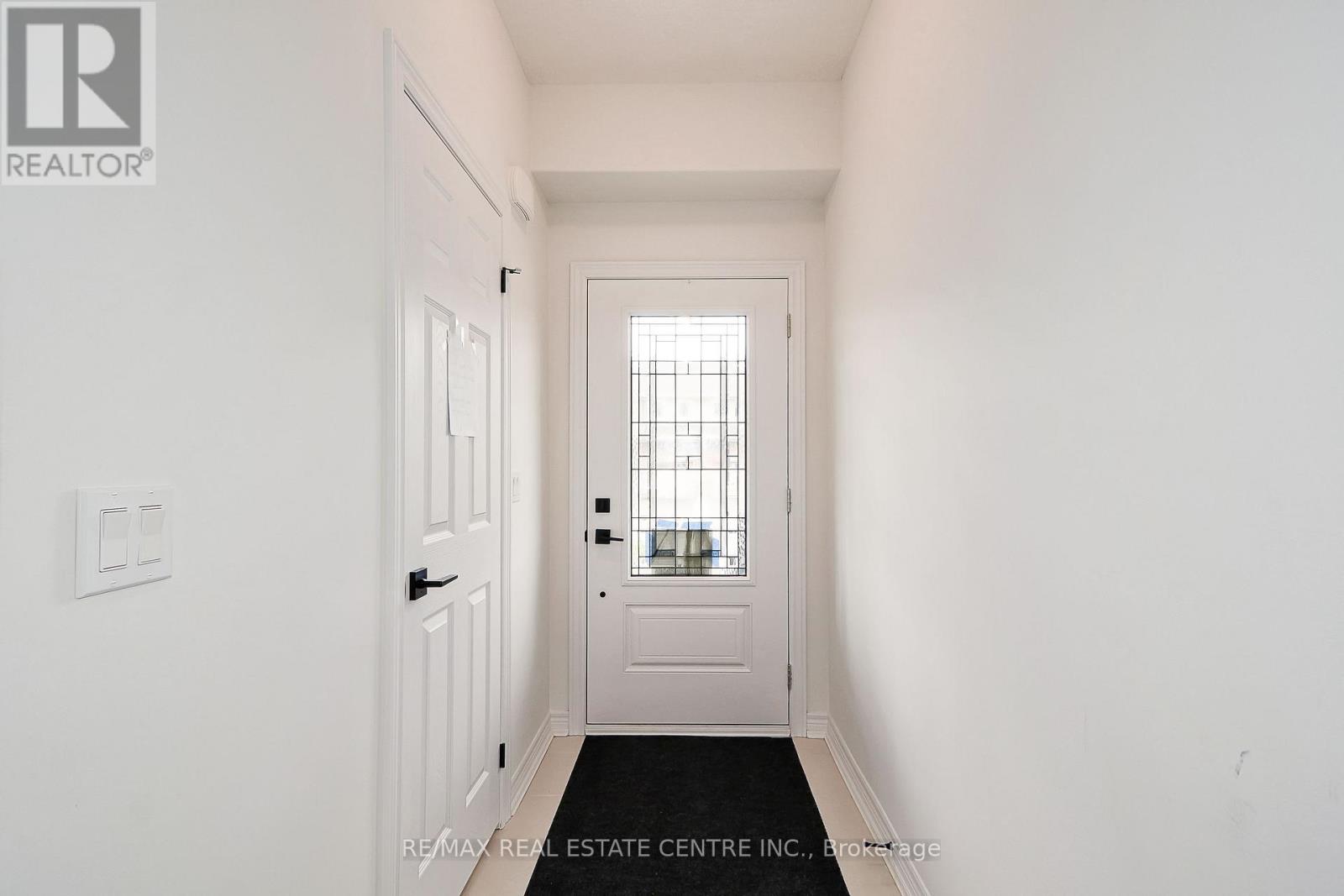 15 Shipley Avenue W, Collingwood, Ontario  L9Y 5M6 - Photo 5 - S12370394