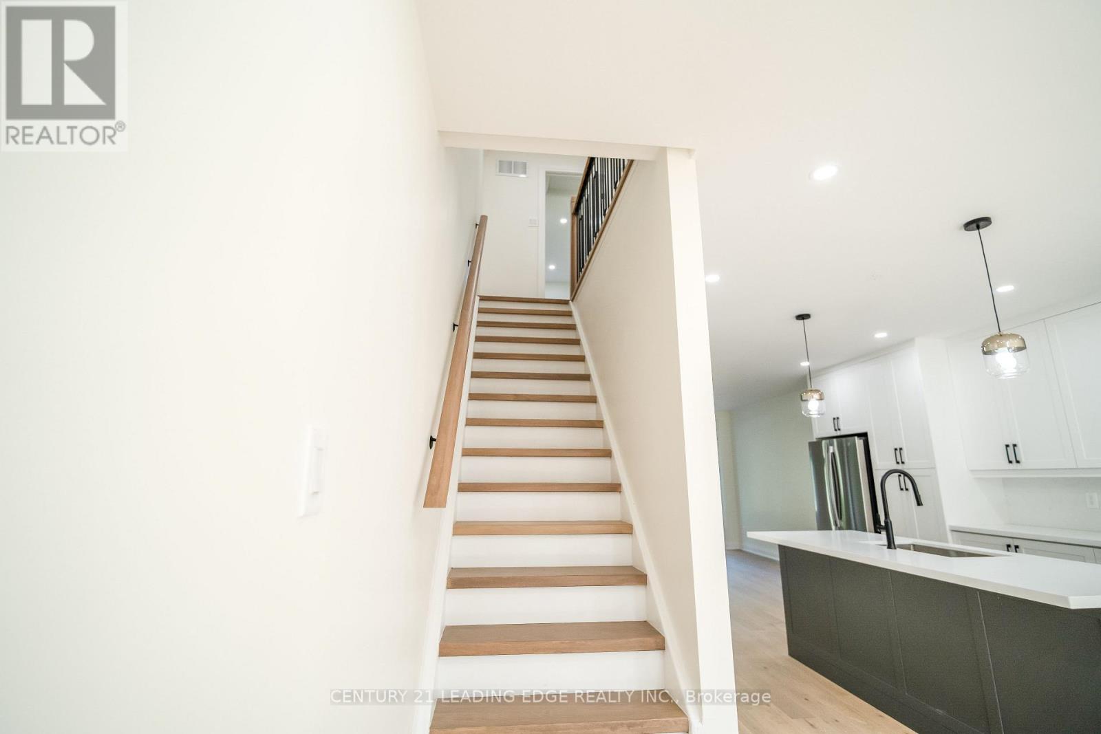 22 Milroy Lane, Markham, Ontario  L6B 1B5 - Photo 14 - N12370517