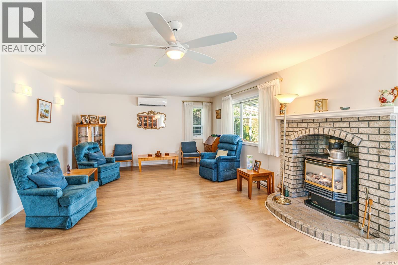 219 Sixth Ave W, Qualicum Beach, British Columbia  V9K 1S1 - Photo 16 - 1009337