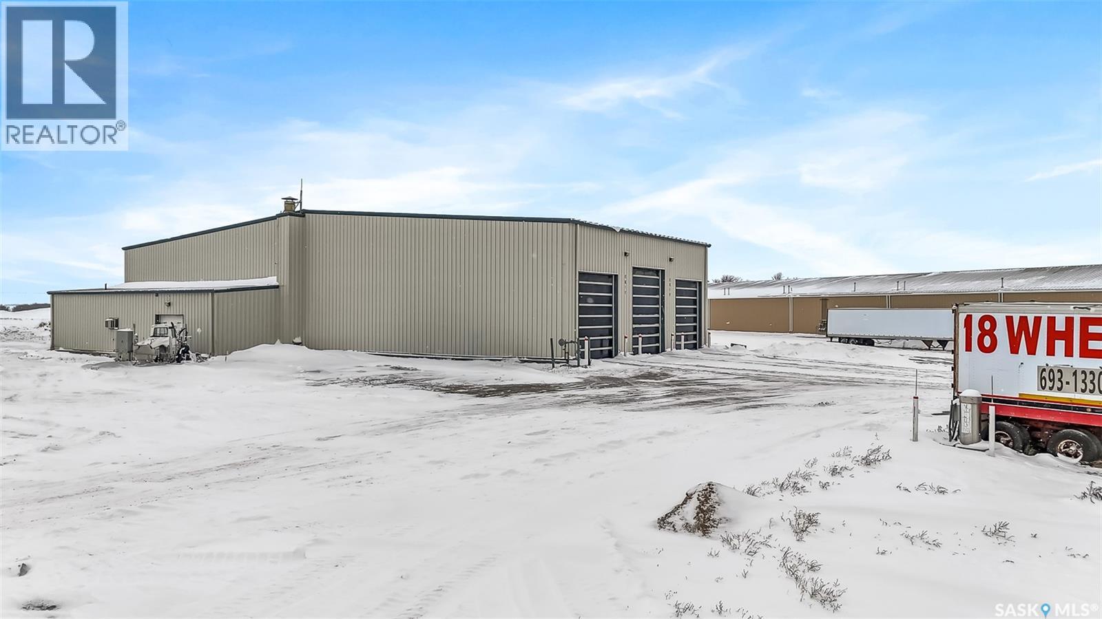 620 N Service Road W, Moose Jaw, Saskatchewan  S6H 7K7 - Photo 17 - SK988888