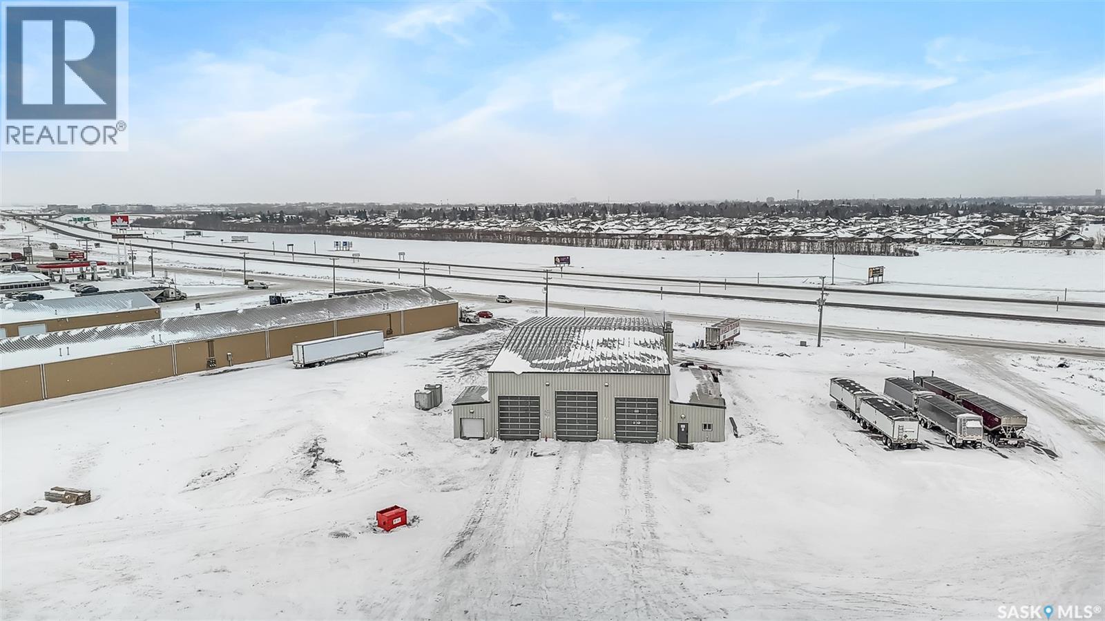 620 N Service Road W, Moose Jaw, Saskatchewan  S6H 7K7 - Photo 20 - SK988888