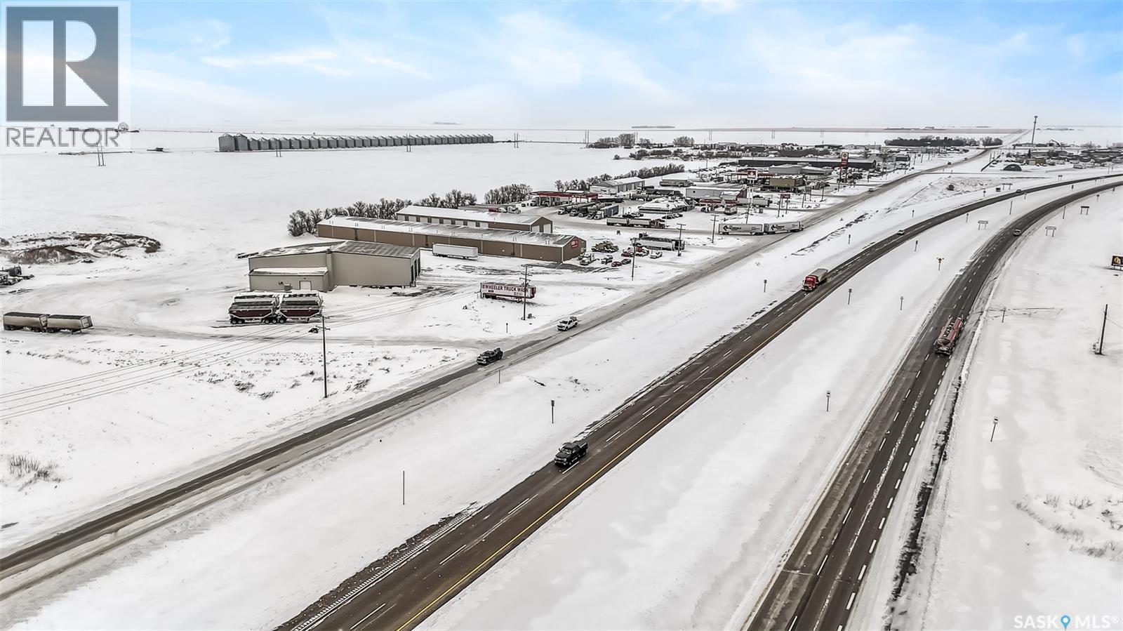 620 N Service Road W, Moose Jaw, Saskatchewan  S6H 7K7 - Photo 42 - SK988888