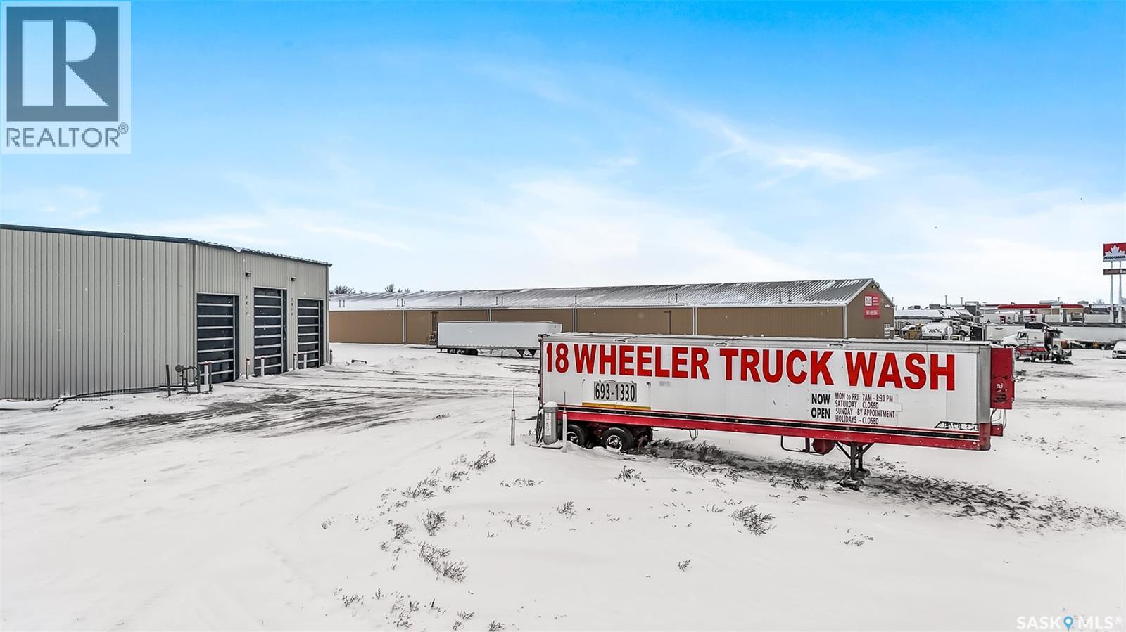 620 N Service Road W, Moose Jaw, Saskatchewan  S6H 7K7 - Photo 16 - SK988888