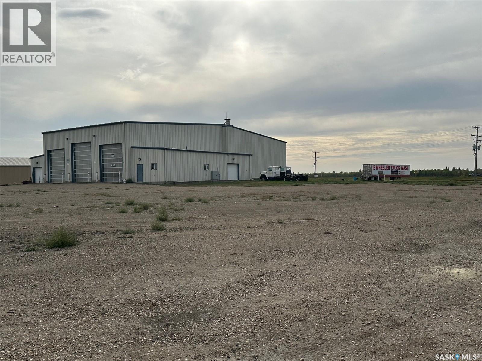 620 N Service Road W, Moose Jaw, Saskatchewan  S6H 7K7 - Photo 10 - SK988888