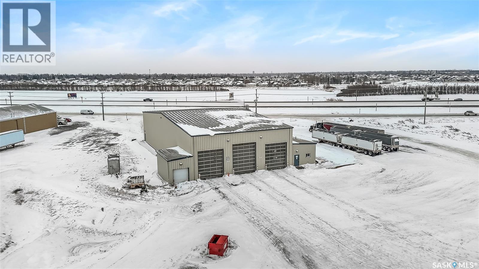 620 N Service Road W, Moose Jaw, Saskatchewan  S6H 7K7 - Photo 34 - SK988888