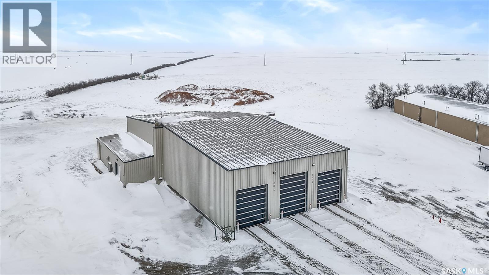 620 N Service Road W, Moose Jaw, Saskatchewan  S6H 7K7 - Photo 35 - SK988888