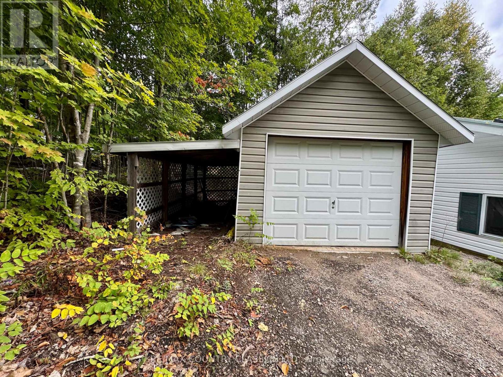 256 Elgin Road, Hastings Highlands, Ontario  K0L 2K0 - Photo 7 - X12370611