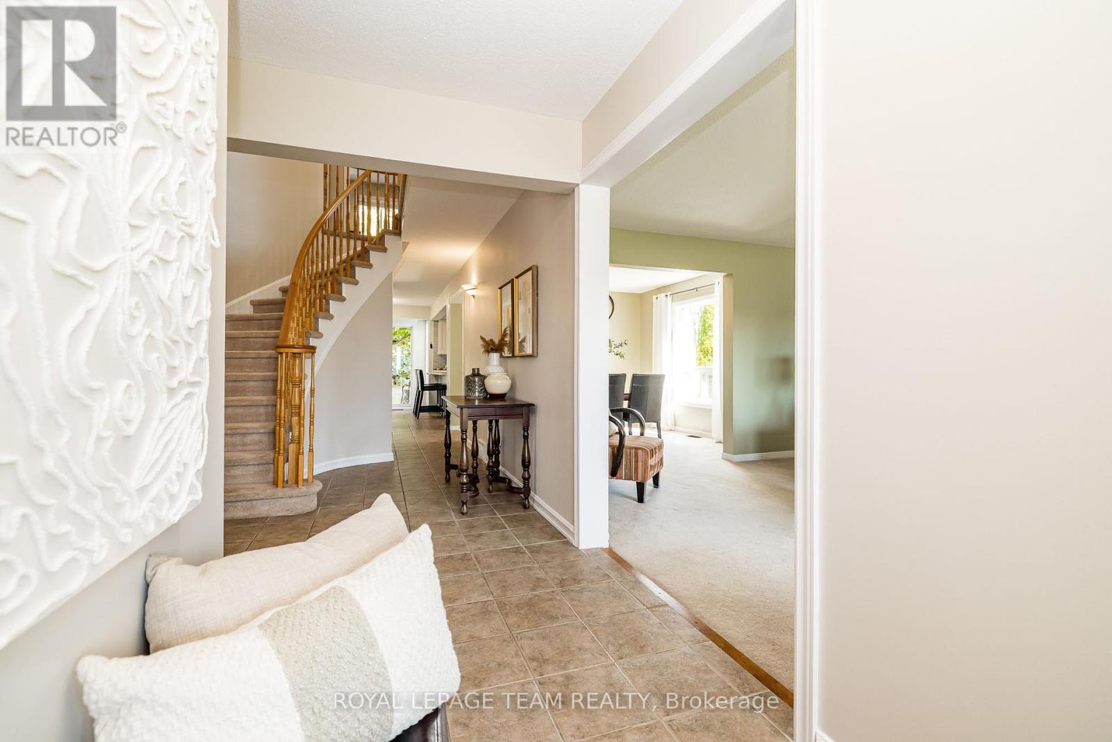 30 Halley Street, Ottawa, Ontario  K2J 3W2 - Photo 5 - X12370603
