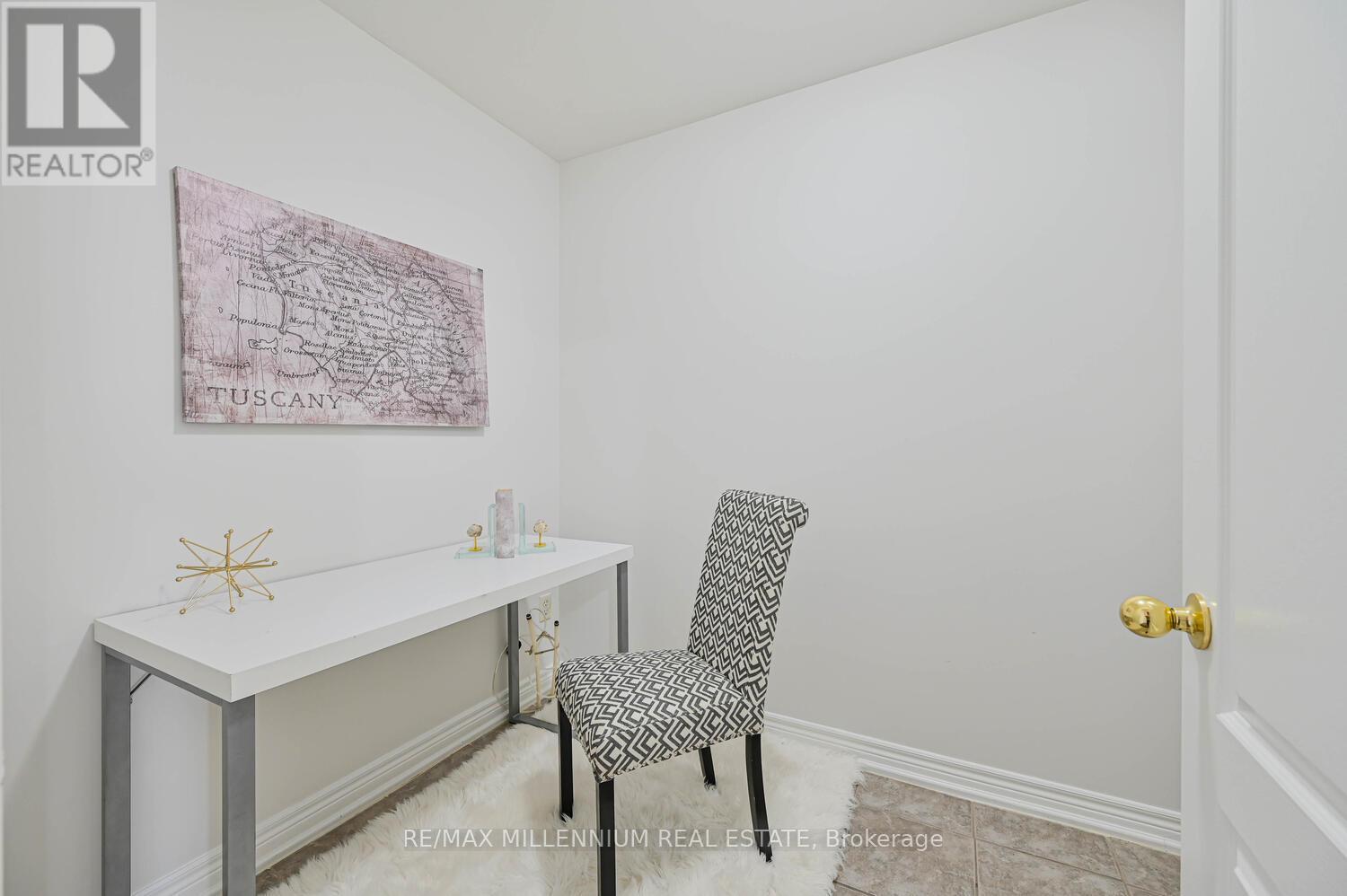 56 Attview Crescent, Brampton, Ontario  L6P 2R5 - Photo 22 - W12370473