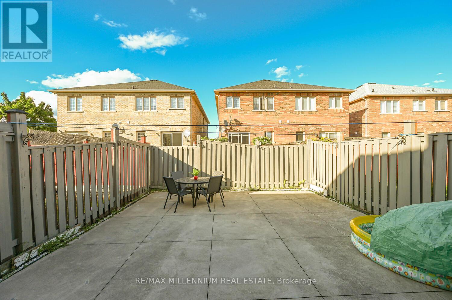 56 Attview Crescent, Brampton, Ontario  L6P 2R5 - Photo 39 - W12370473