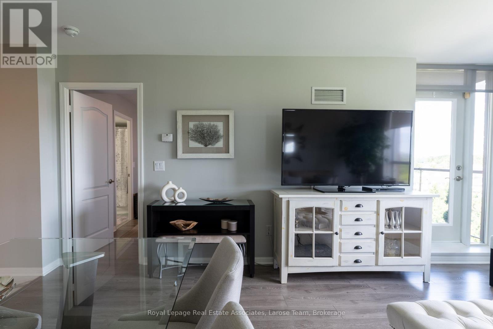 709 - 1140 Parkwest Place, Mississauga, Ontario  L5E 3K9 - Photo 12 - W12370507
