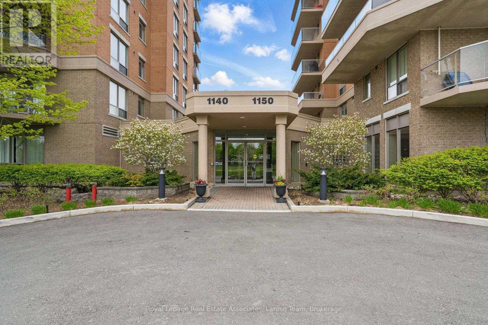 709 - 1140 Parkwest Place, Mississauga, Ontario  L5E 3K9 - Photo 2 - W12370507