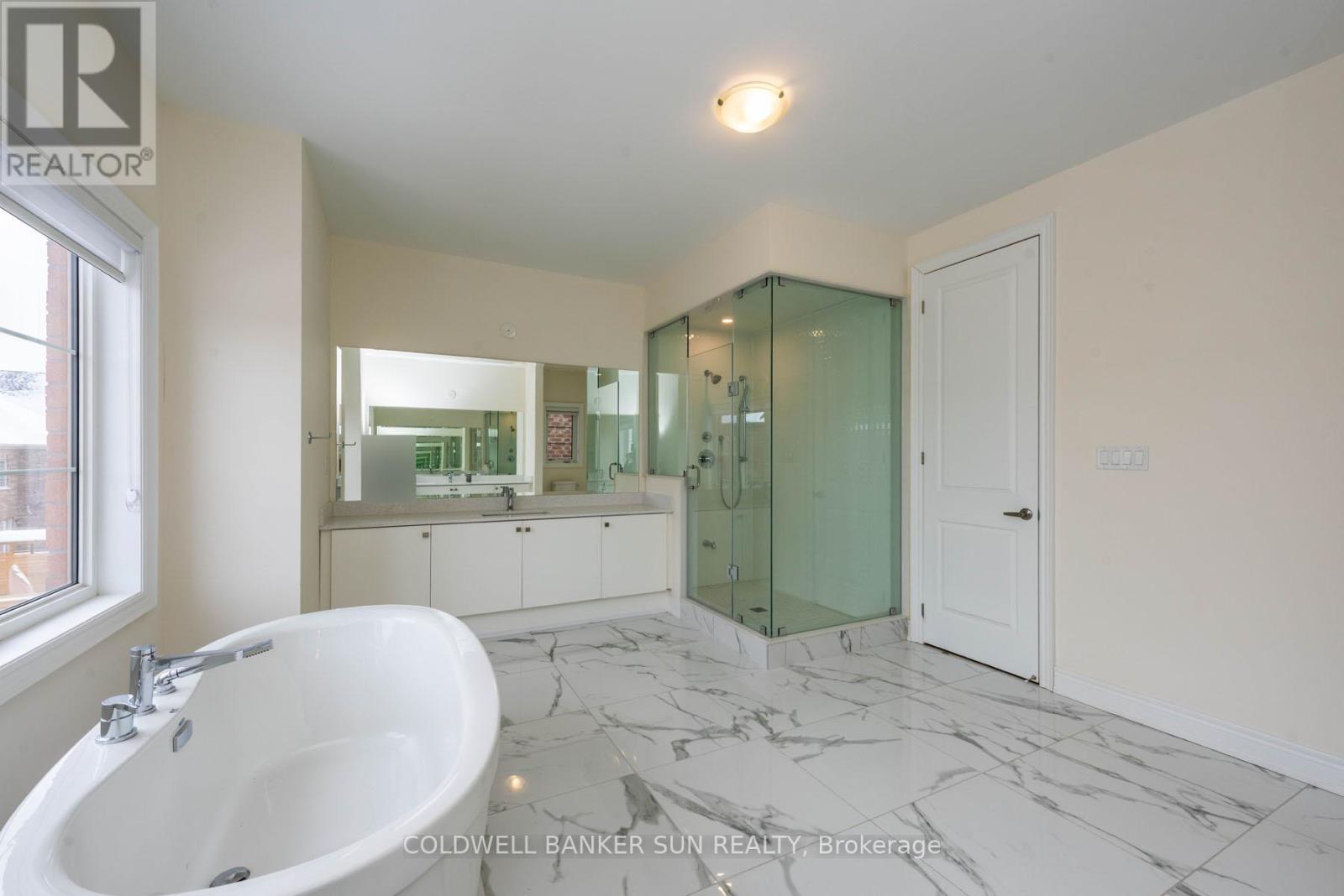 29 Midmorning Street, Brampton, Ontario  L6X 5R5 - Photo 32 - W12370573