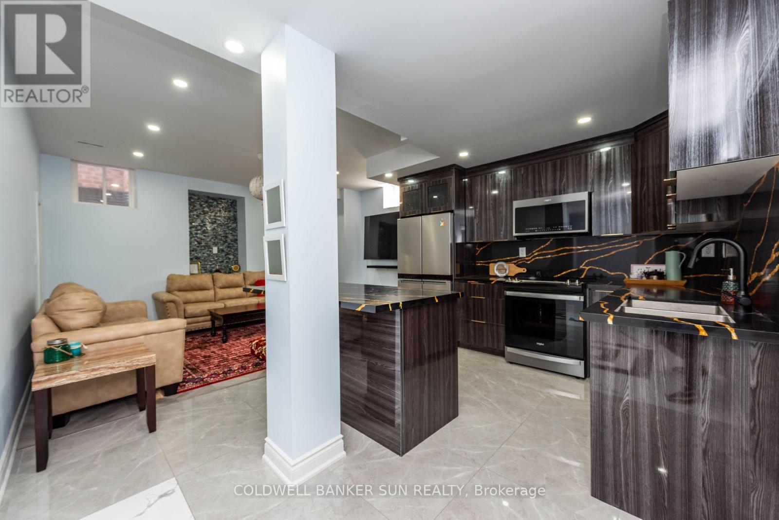 29 Midmorning Street, Brampton, Ontario  L6X 5R5 - Photo 36 - W12370573