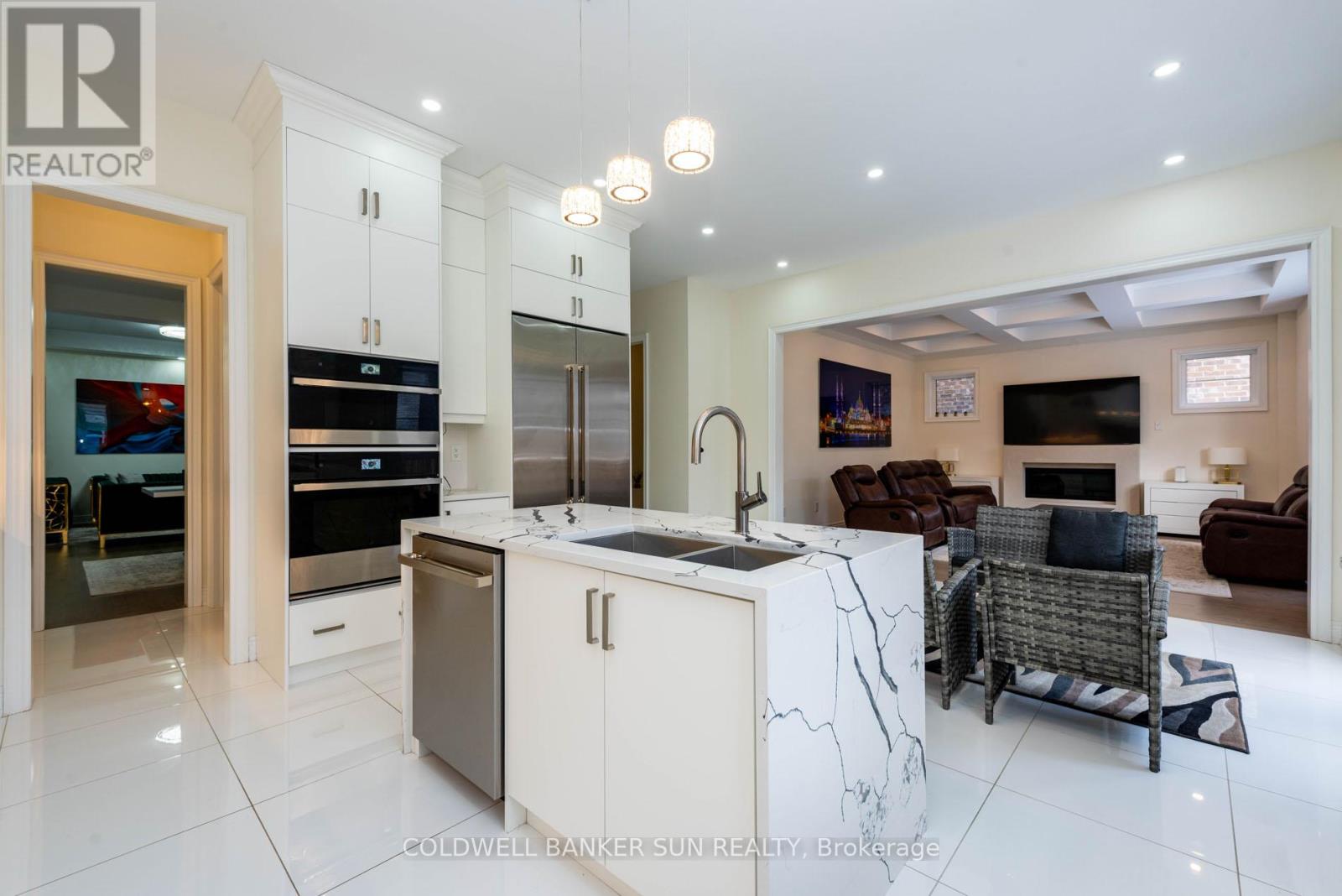 29 Midmorning Street, Brampton, Ontario  L6X 5R5 - Photo 7 - W12370573