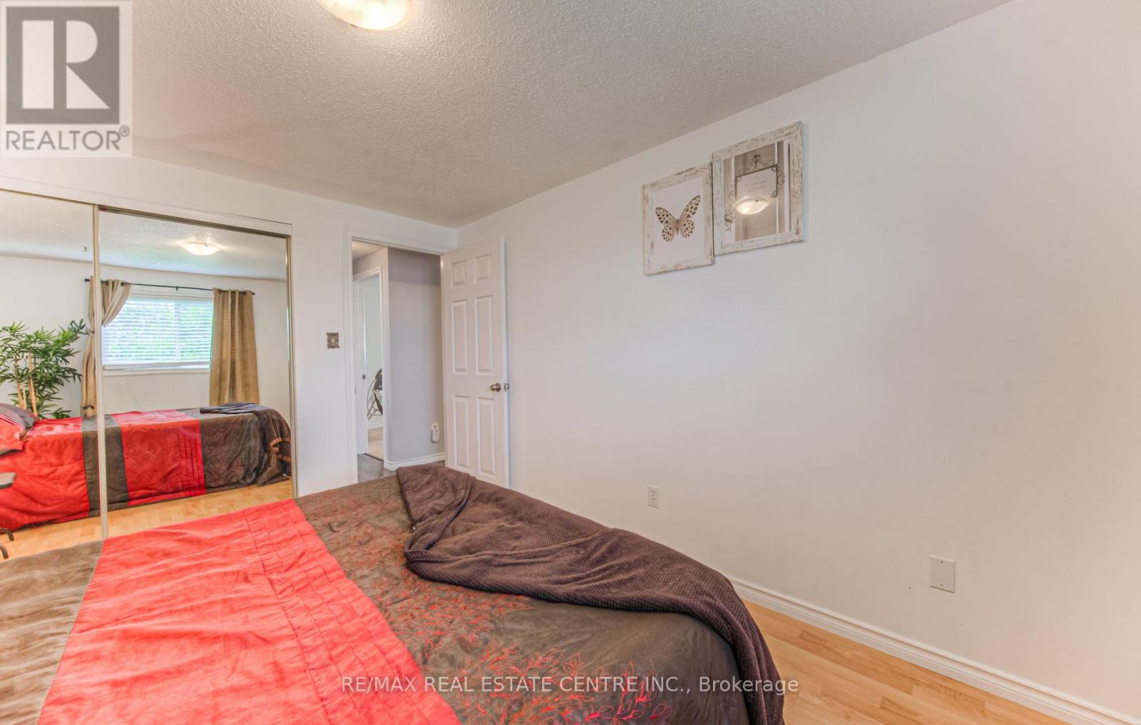 176 Coghill Place, Waterloo, Ontario  N2V 1P3 - Photo 19 - X12370579