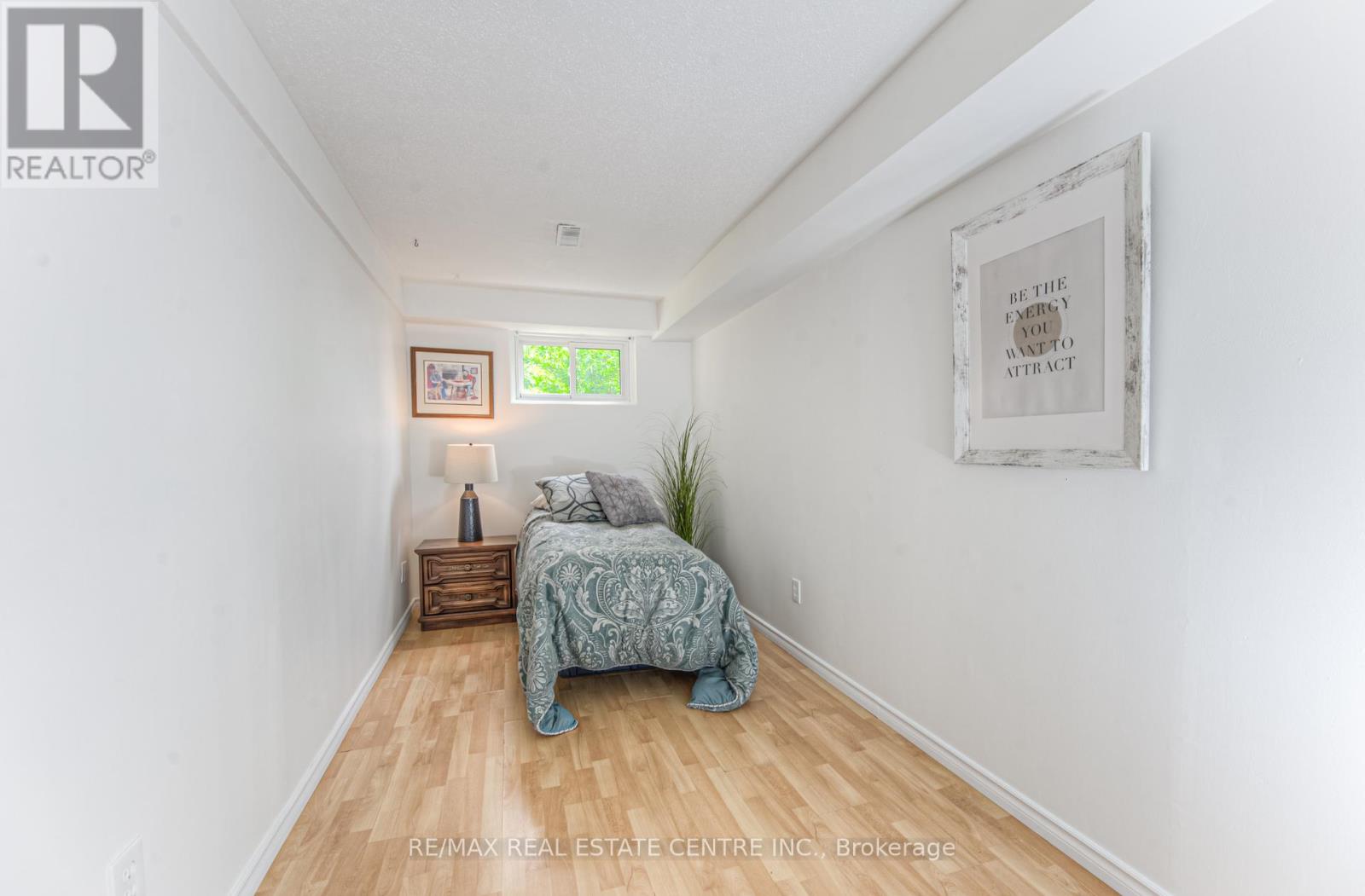 176 Coghill Place, Waterloo, Ontario  N2V 1P3 - Photo 30 - X12370579
