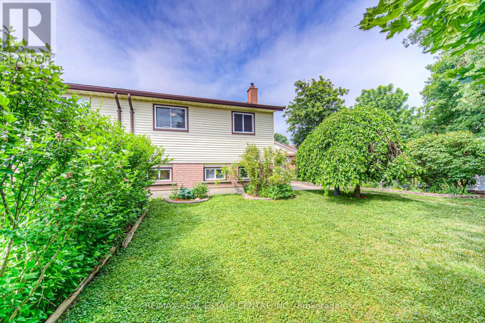 176 Coghill Place, Waterloo, Ontario  N2V 1P3 - Photo 39 - X12370579