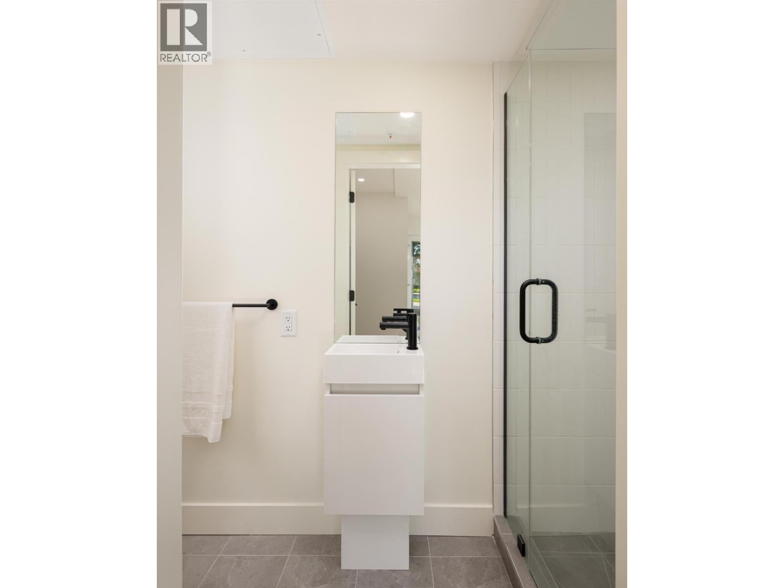 Th6 610 E 3rd Street, North Vancouver, British Columbia  V7L 1G7 - Photo 32 - R3041498