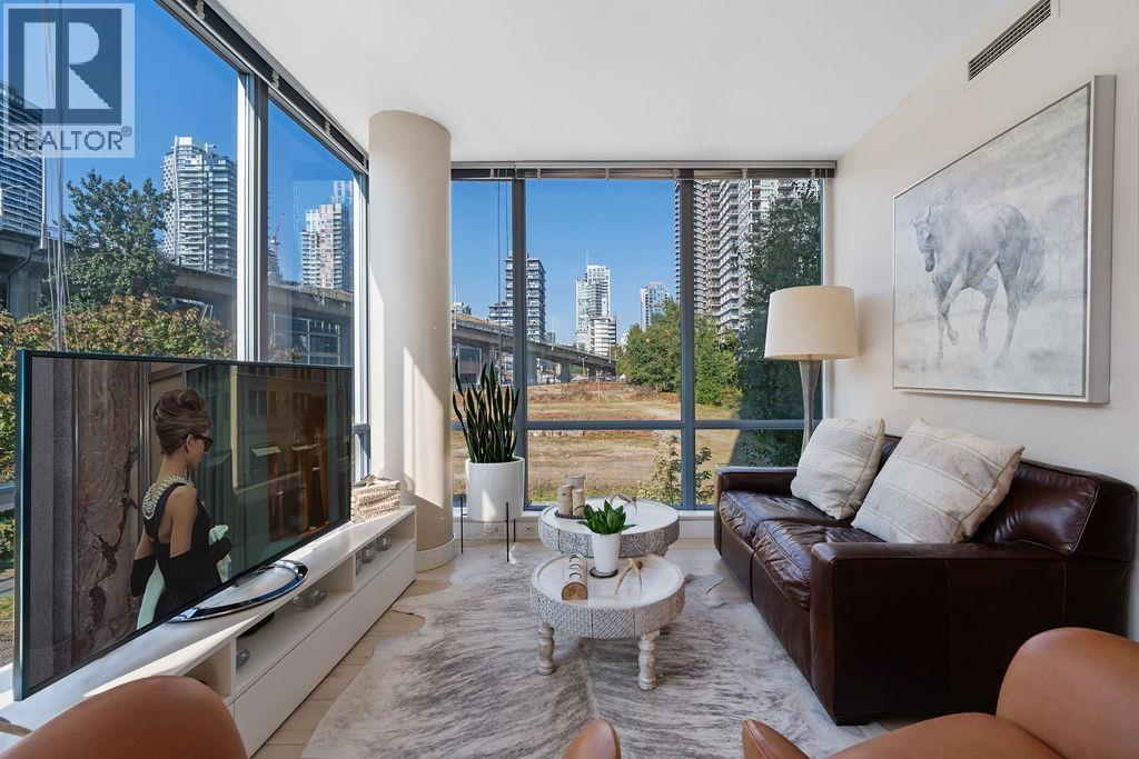 305 638 Beach Crescent, Vancouver, British Columbia V6Z 3H4 - Photo 17 - R3041499