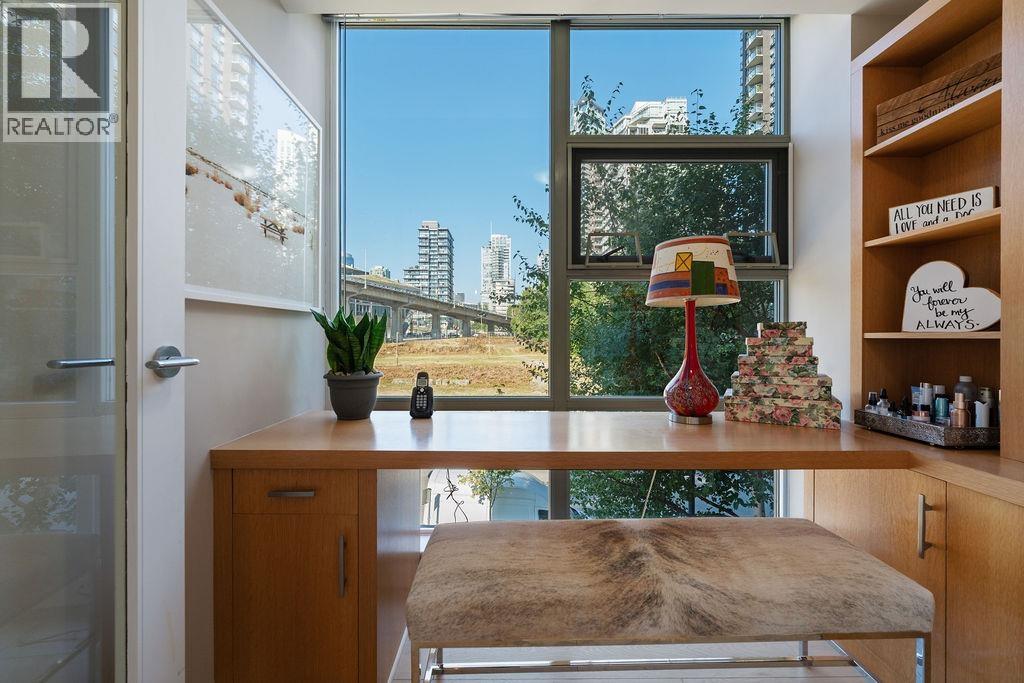 305 638 Beach Crescent, Vancouver, British Columbia V6Z 3H4 - Photo 22 - R3041499