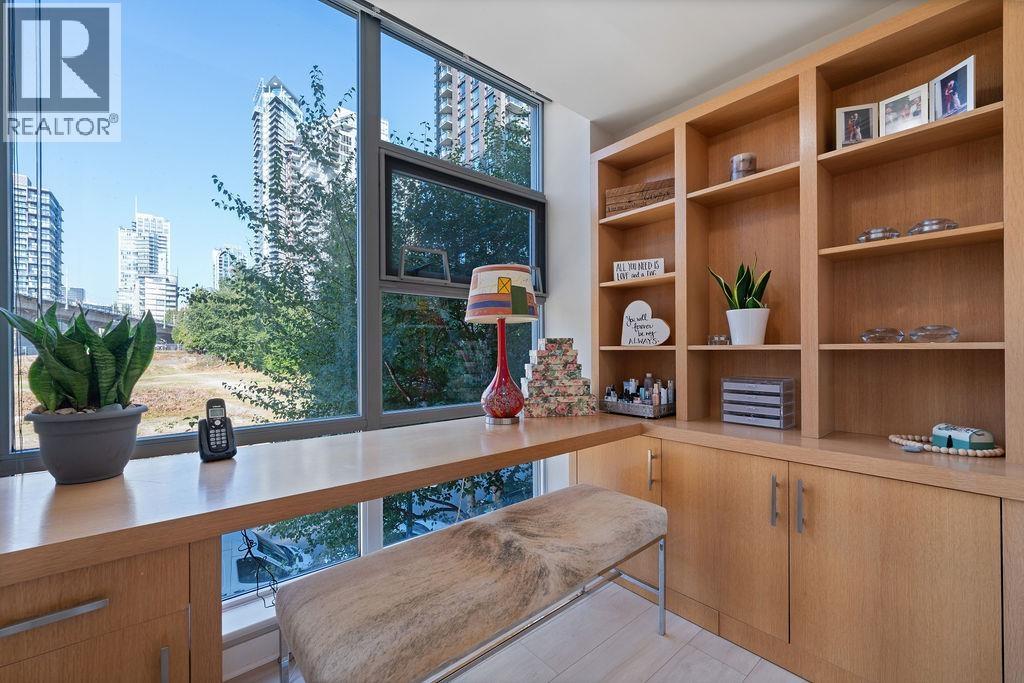 305 638 Beach Crescent, Vancouver, British Columbia V6Z 3H4 - Photo 24 - R3041499