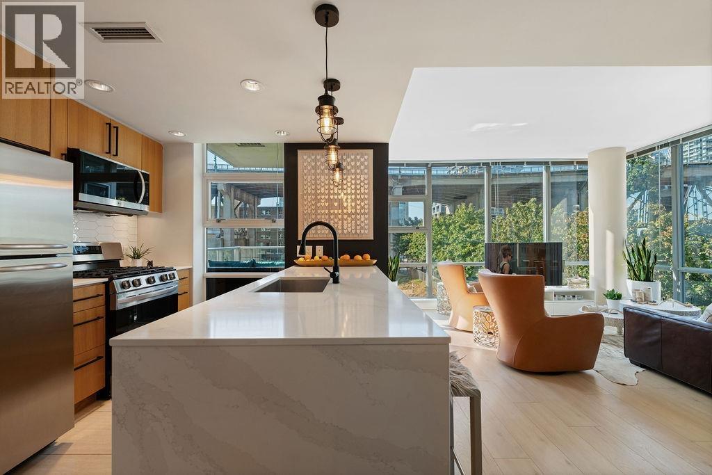 305 638 Beach Crescent, Vancouver, British Columbia V6Z 3H4 - Photo 6 - R3041499