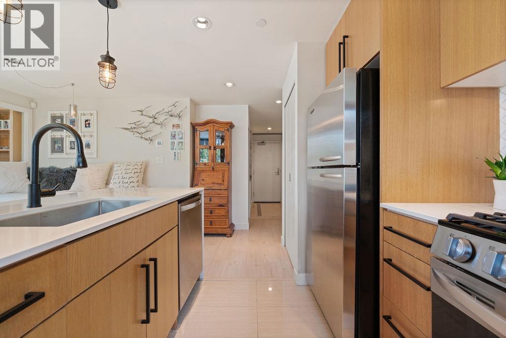 305 638 Beach Crescent, Vancouver, British Columbia V6Z 3H4 - Photo 8 - R3041499