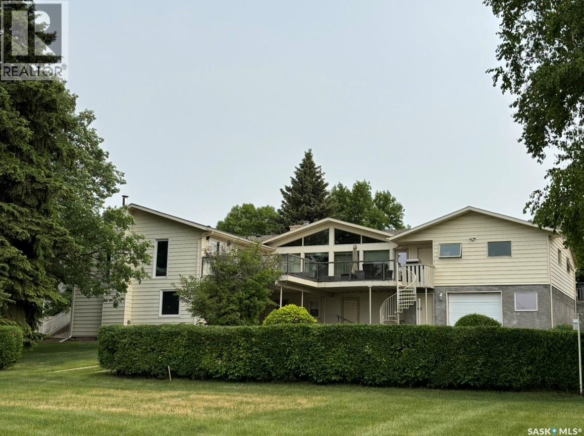 110 Logan CRESCENT E, yorkton, Saskatchewan