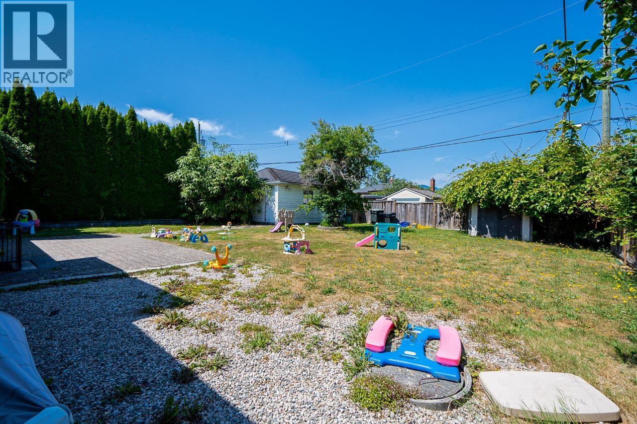 4871 Highlawn Drive, Burnaby, British Columbia  V5C 3T2 - Photo 36 - R3041486