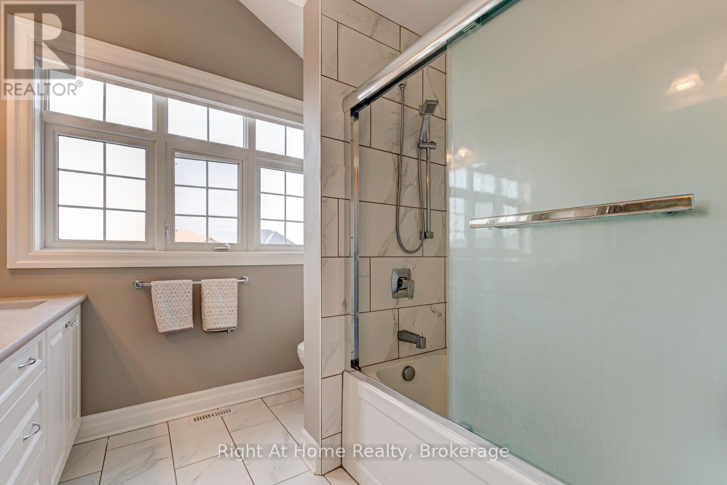 1038 Trailsway Avenue, London South, Ontario  N6K 0J2 - Photo 23 - X12275027