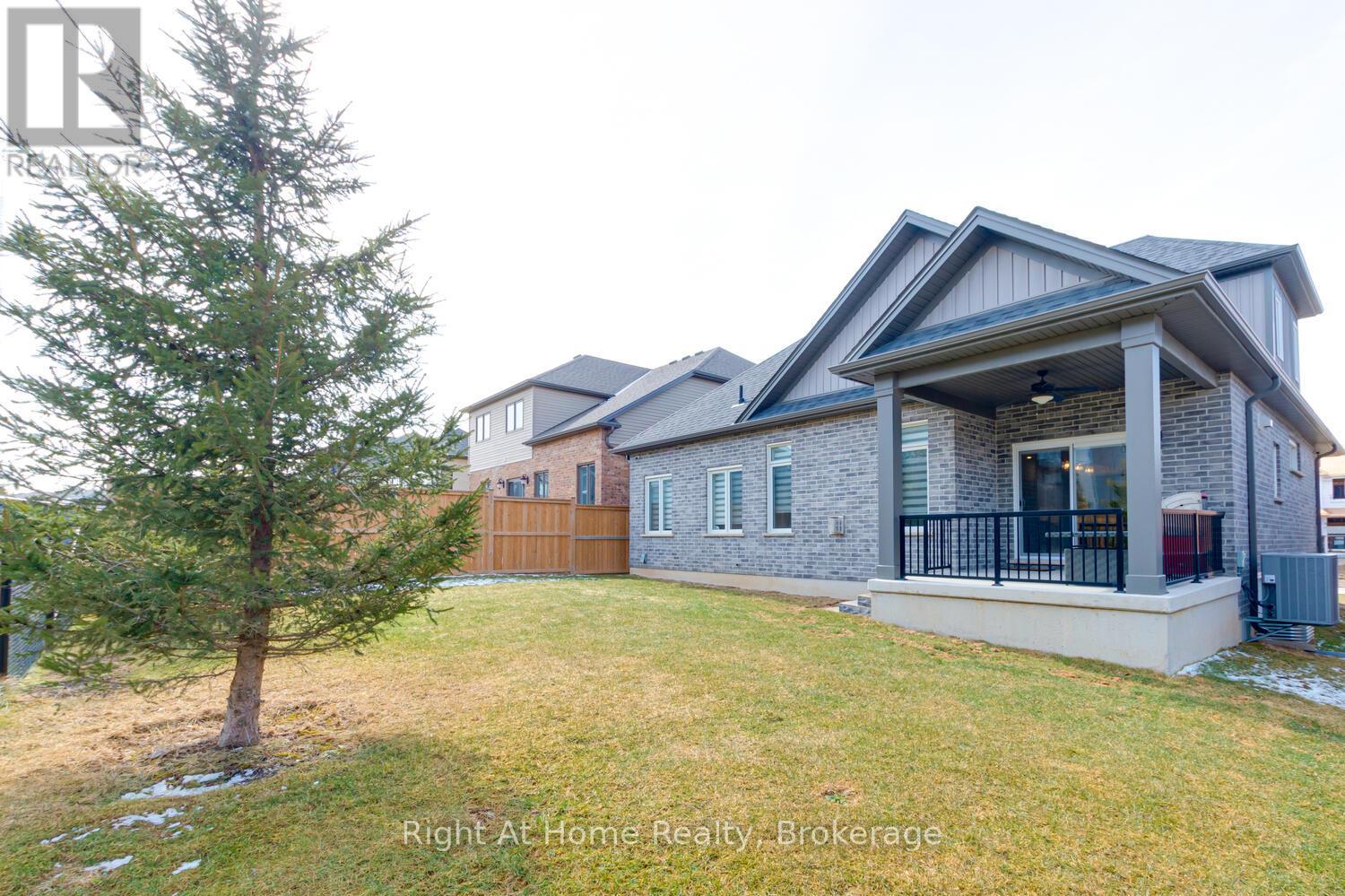 1038 Trailsway Avenue, London South, Ontario  N6K 0J2 - Photo 33 - X12275027