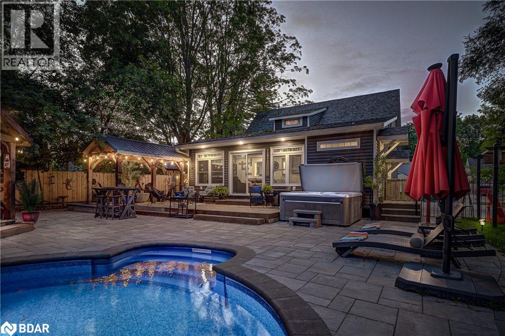 75 Gunn Street, Barrie, Ontario  L4M 2H4 - Photo 2 - 40753003