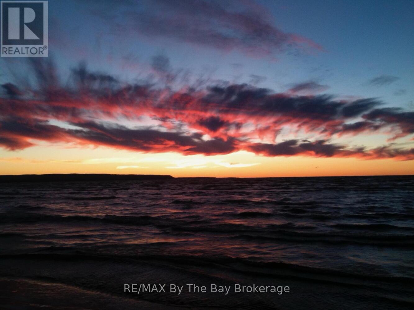 1327 River Road E, Wasaga Beach, Ontario  L9Z 2R7 - Photo 45 - S12265759