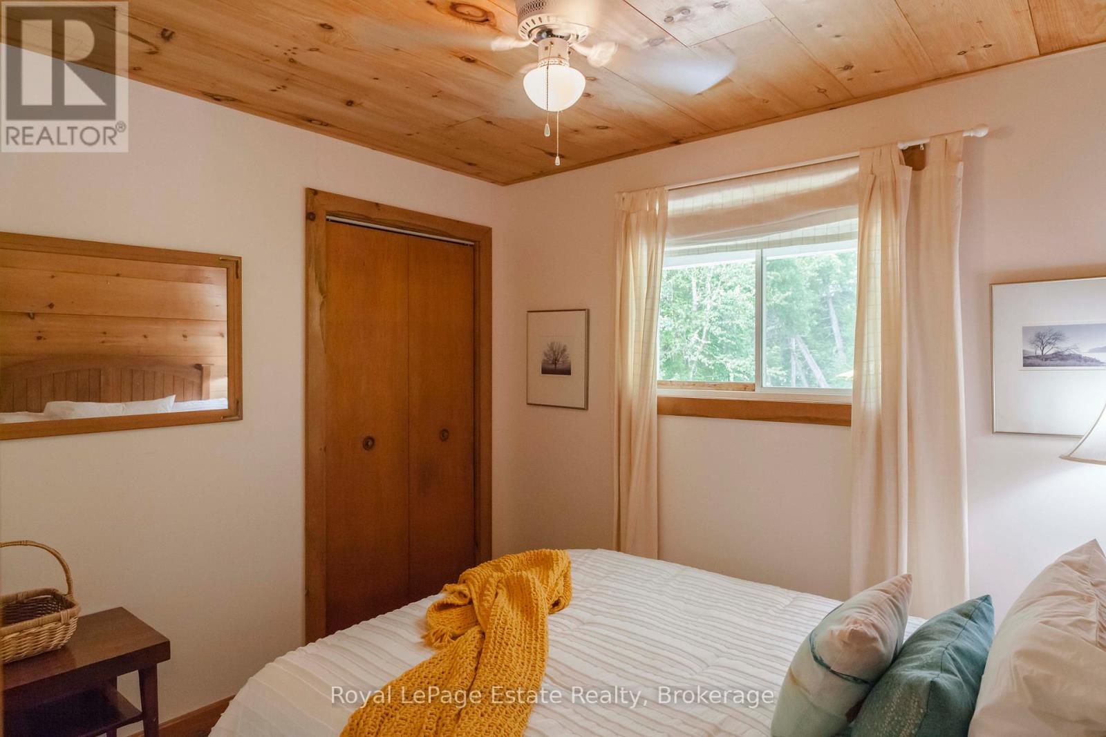 503 Bruce Avenue, South Bruce Peninsula, Ontario  N0H 2G0 - Photo 41 - X12328418