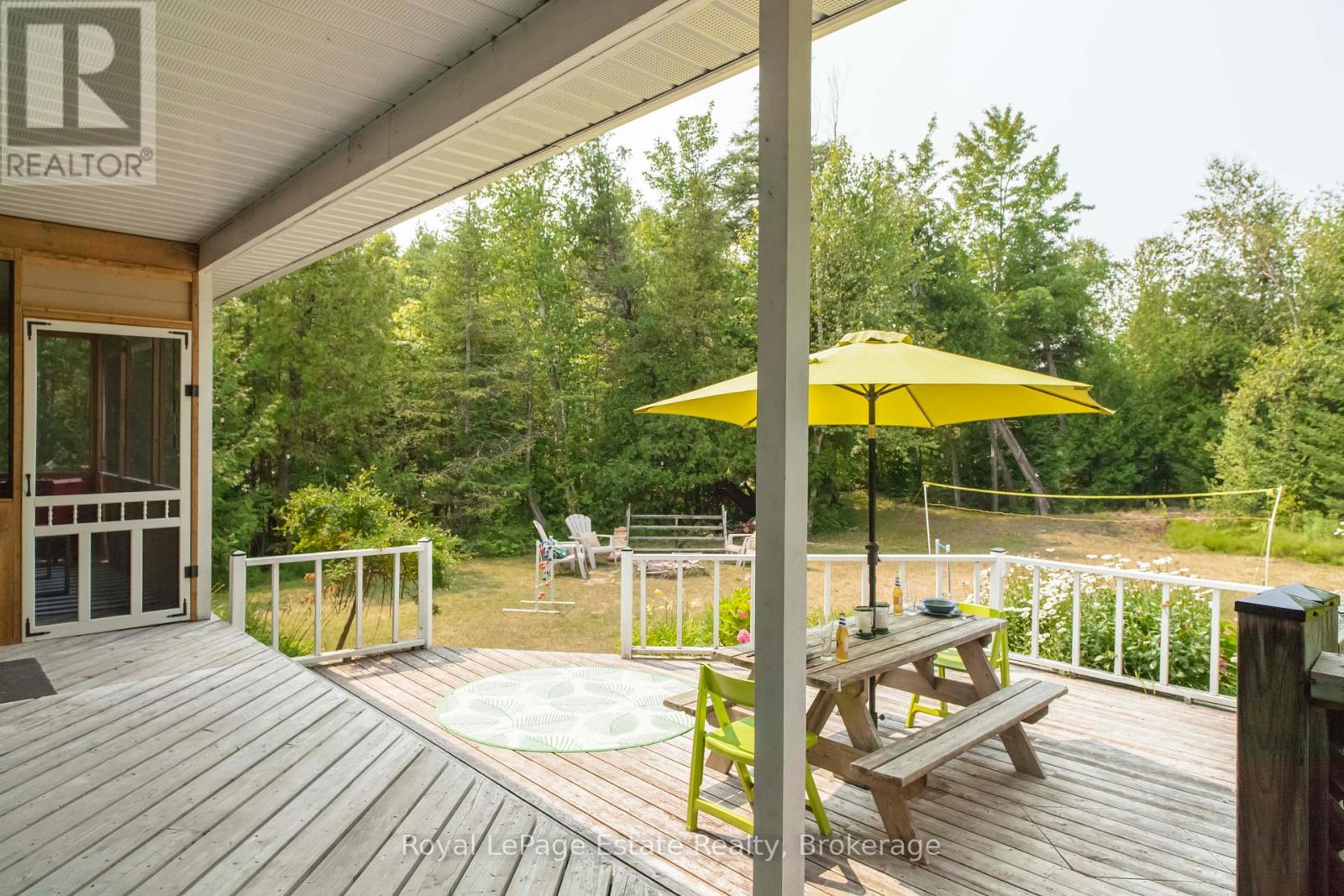 503 Bruce Avenue, South Bruce Peninsula, Ontario  N0H 2G0 - Photo 13 - X12328418