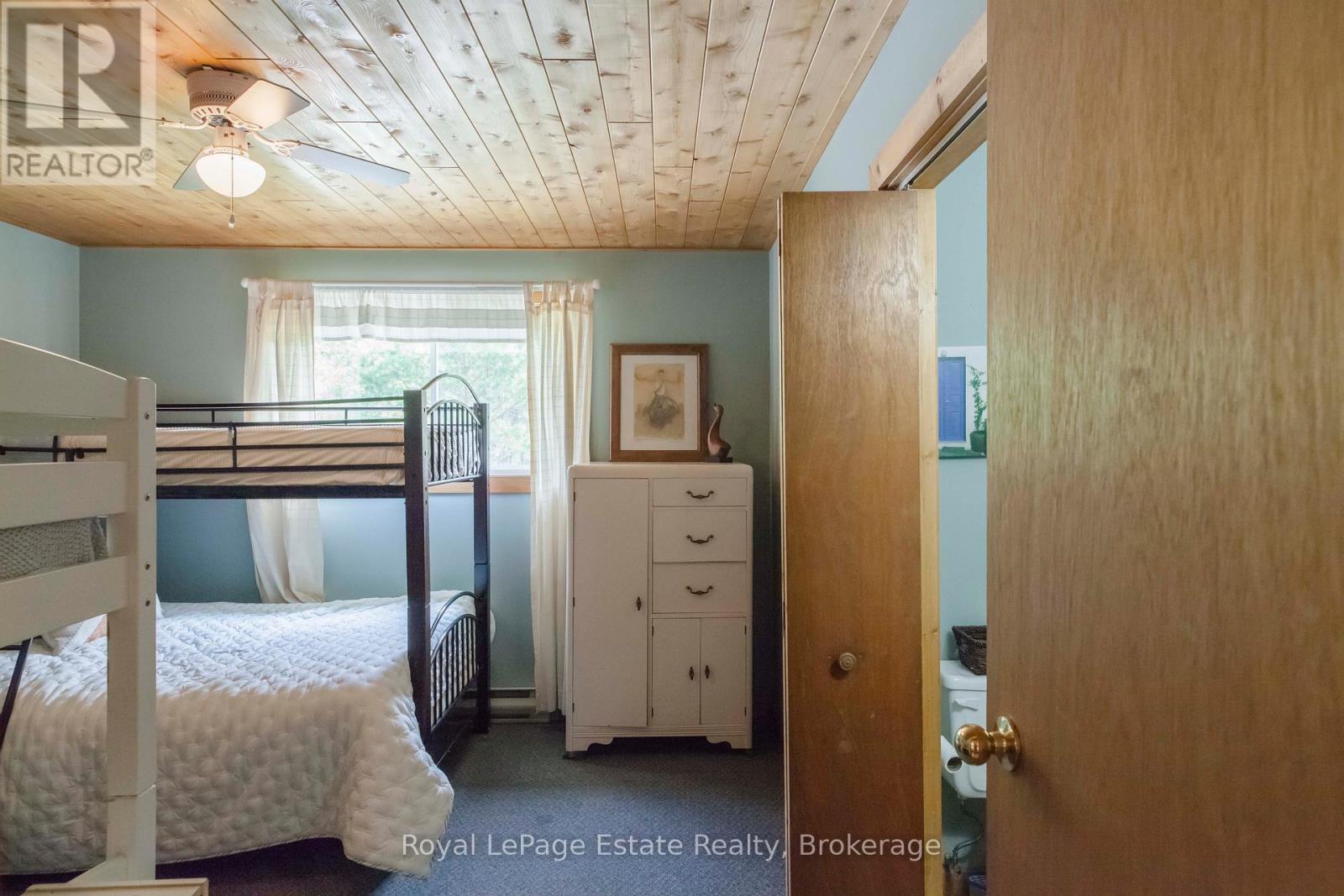 503 Bruce Avenue, South Bruce Peninsula, Ontario  N0H 2G0 - Photo 36 - X12328418