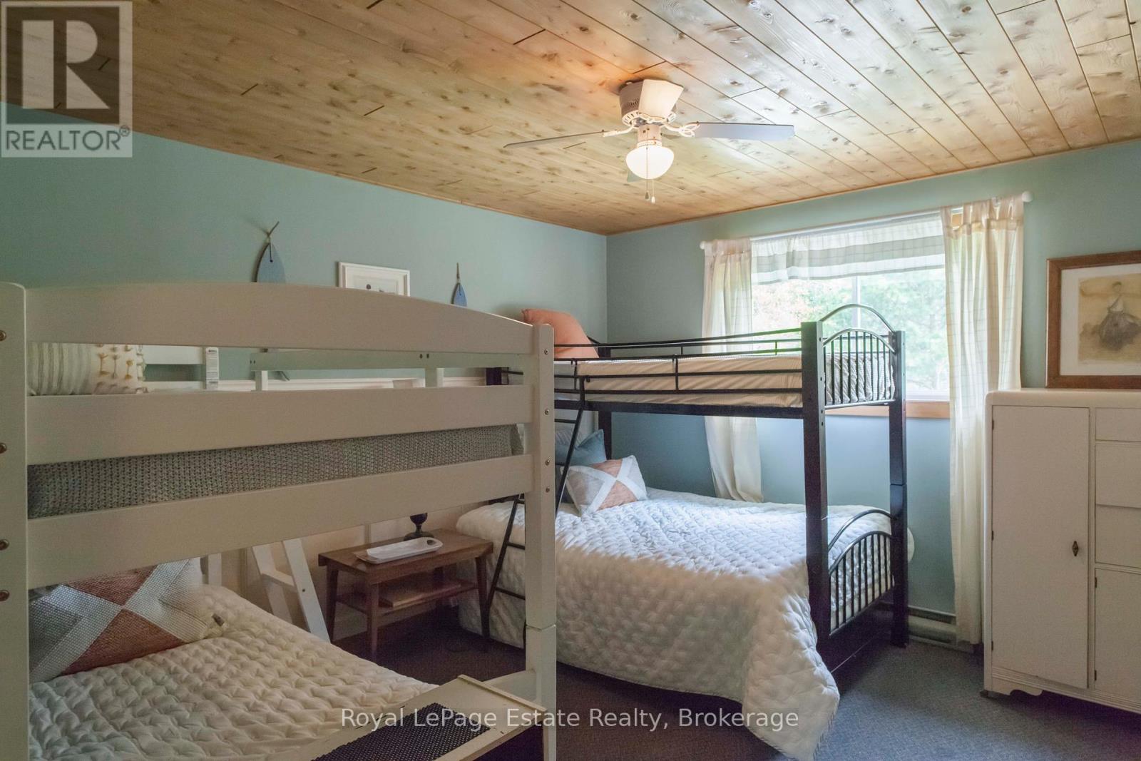 503 Bruce Avenue, South Bruce Peninsula, Ontario  N0H 2G0 - Photo 37 - X12328418