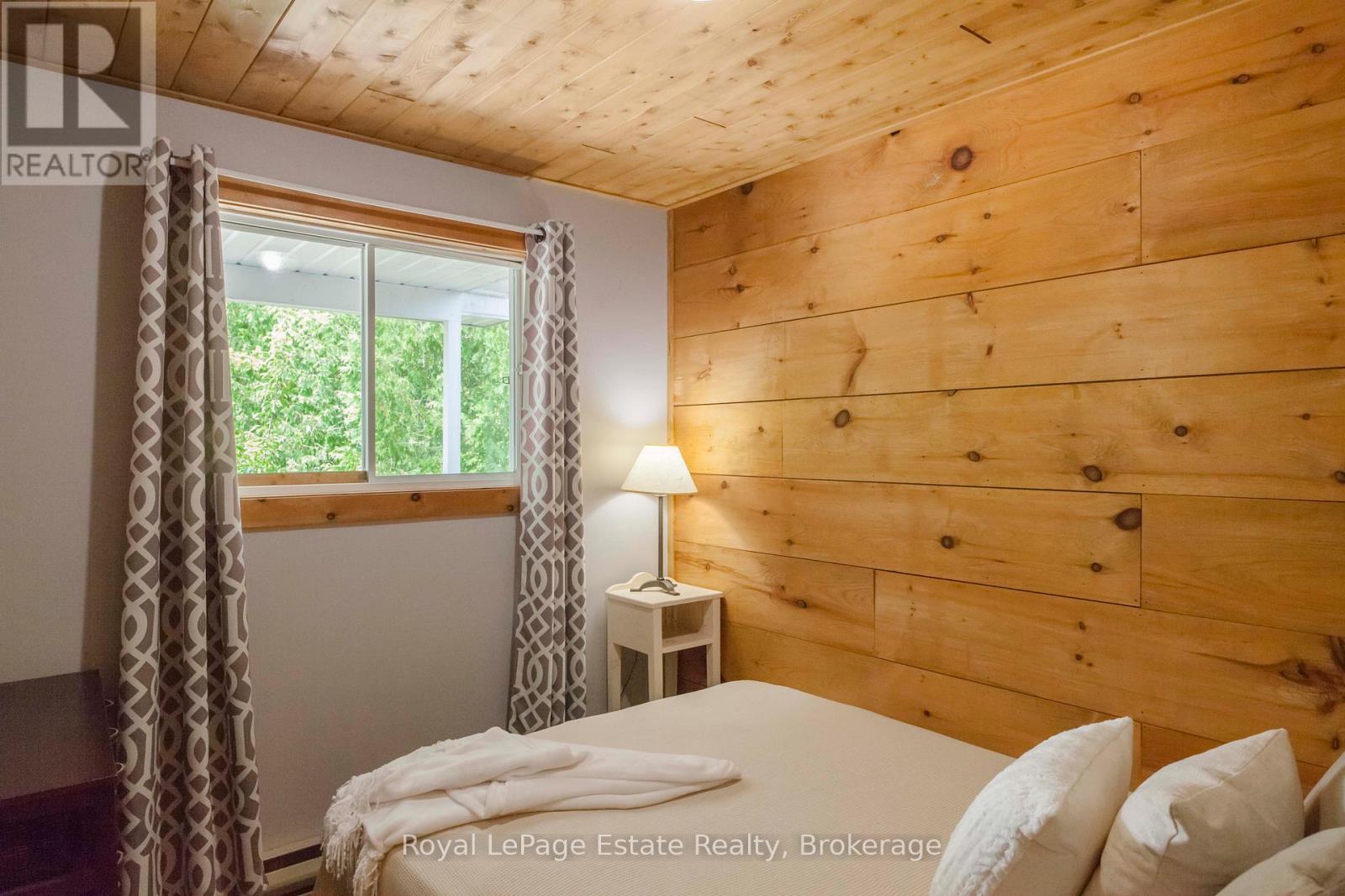503 Bruce Avenue, South Bruce Peninsula, Ontario  N0H 2G0 - Photo 35 - X12328418