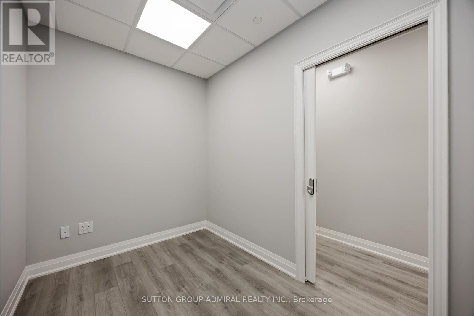 504 Wilson Avenue, Toronto, Ontario  M3H 1T8 - Photo 12 - C12370602