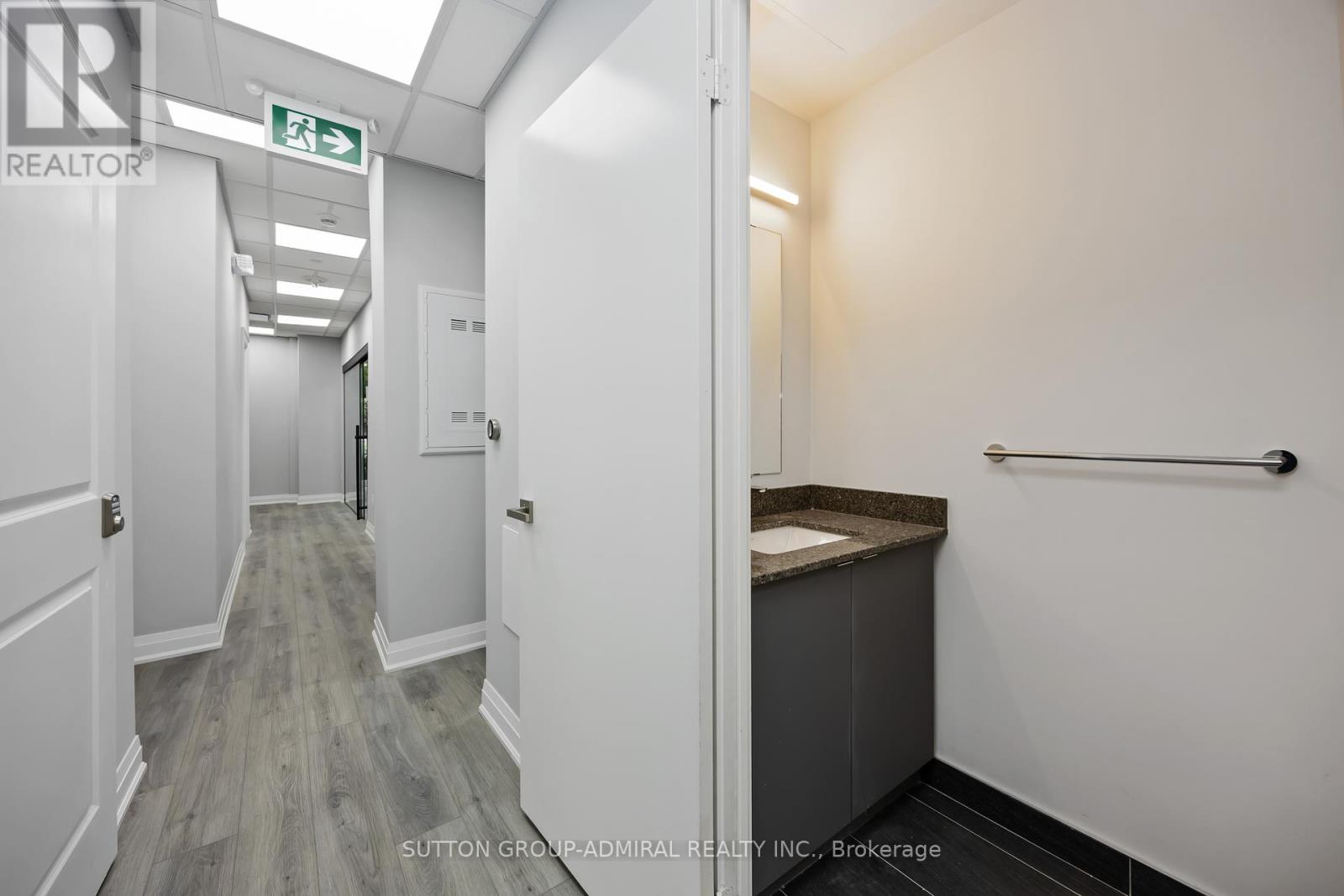 504 Wilson Avenue, Toronto, Ontario  M3H 1T8 - Photo 18 - C12370602