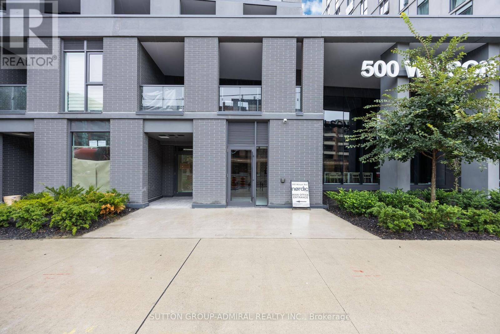 504 Wilson Avenue, Toronto, Ontario  M3H 1T8 - Photo 2 - C12370602