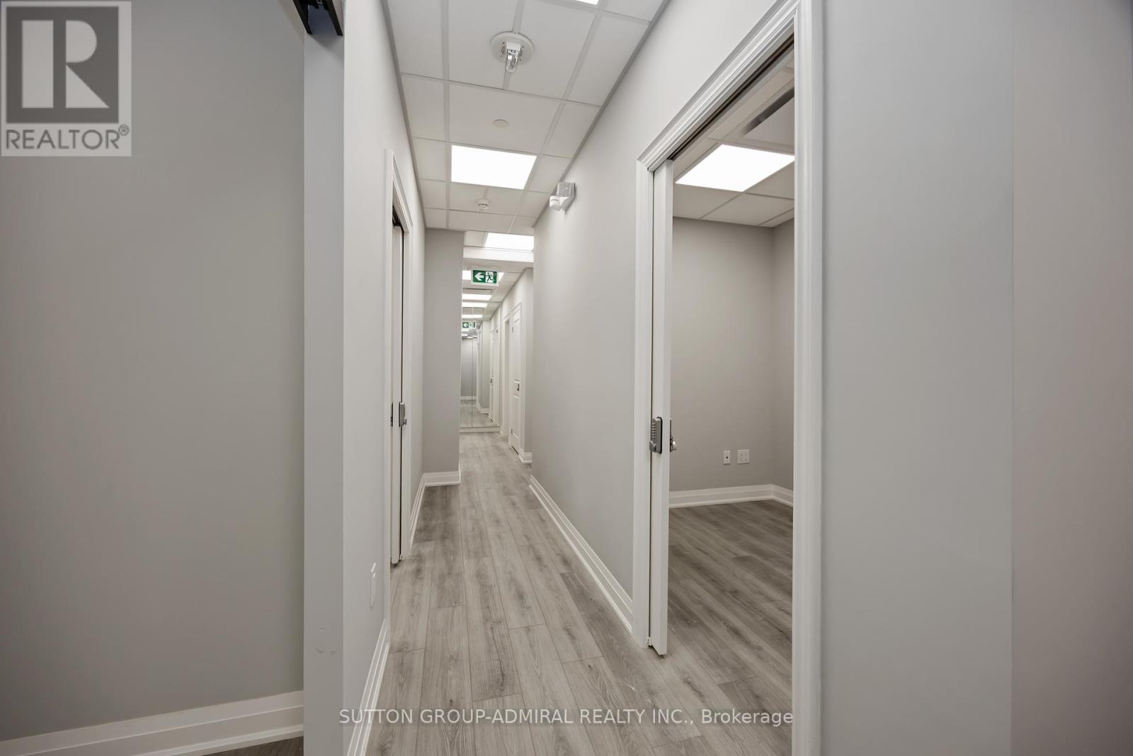 504 Wilson Avenue, Toronto, Ontario  M3H 1T8 - Photo 21 - C12370602